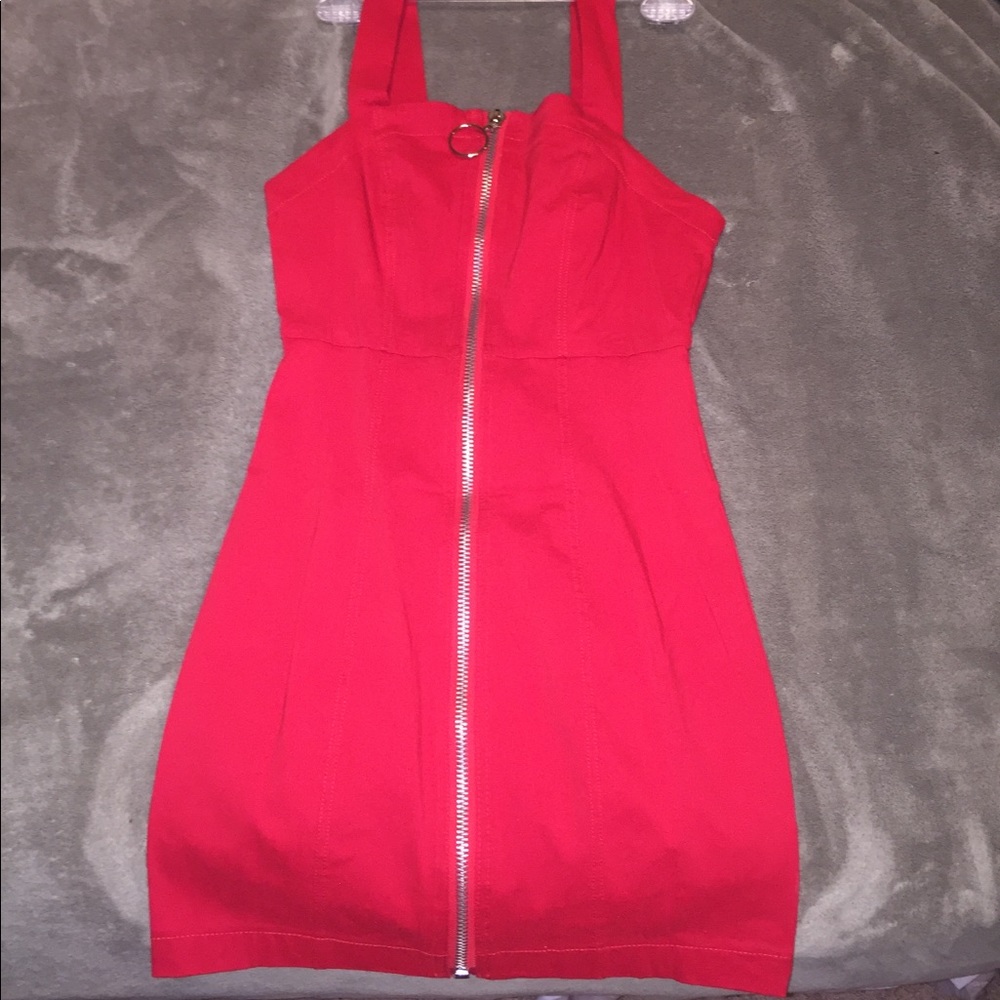 Forever 21 red bodycon dress